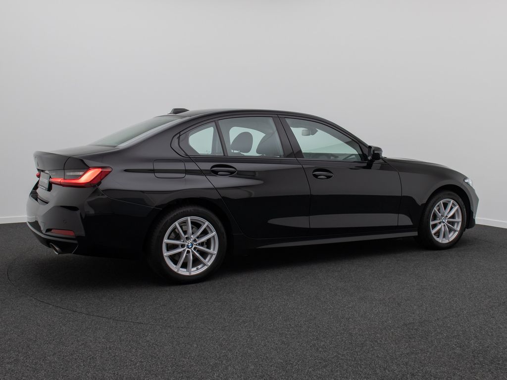 BMW 318 2024 г. Чёрный, пробег 46059 км