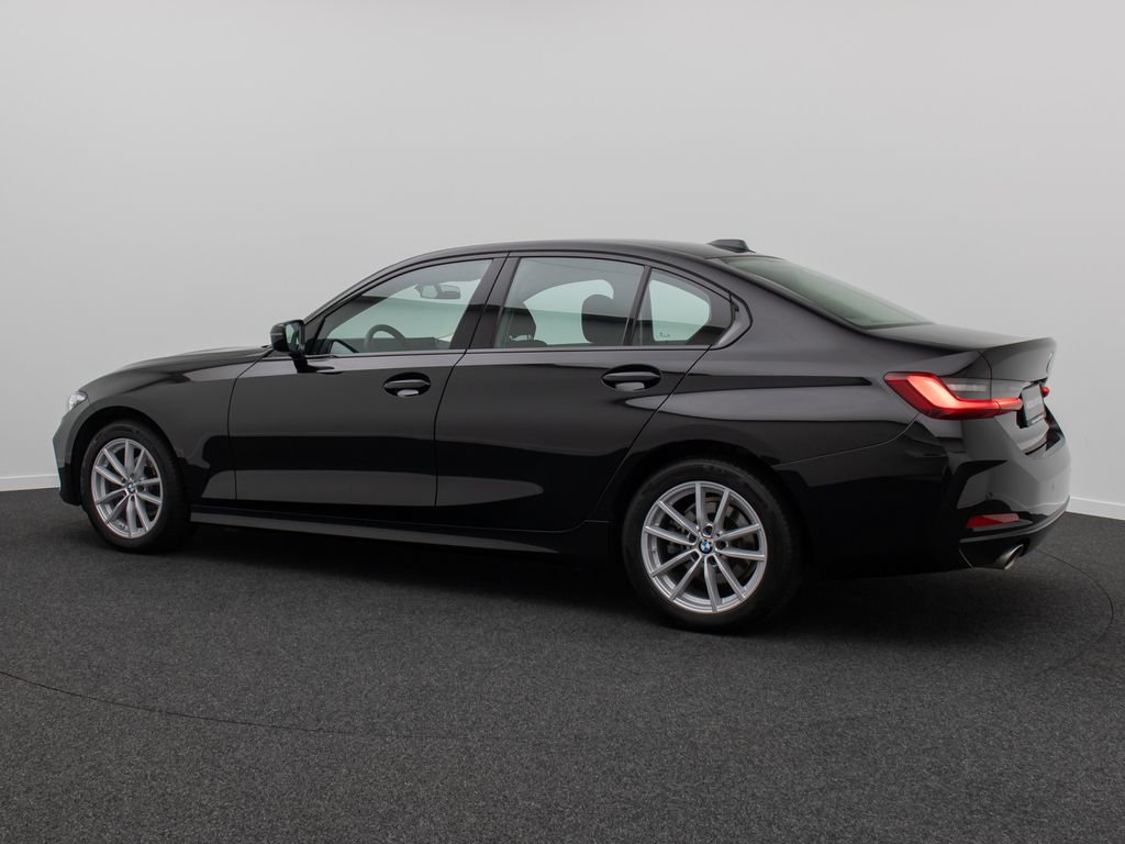 BMW 318 2024 г. Чёрный, пробег 46059 км