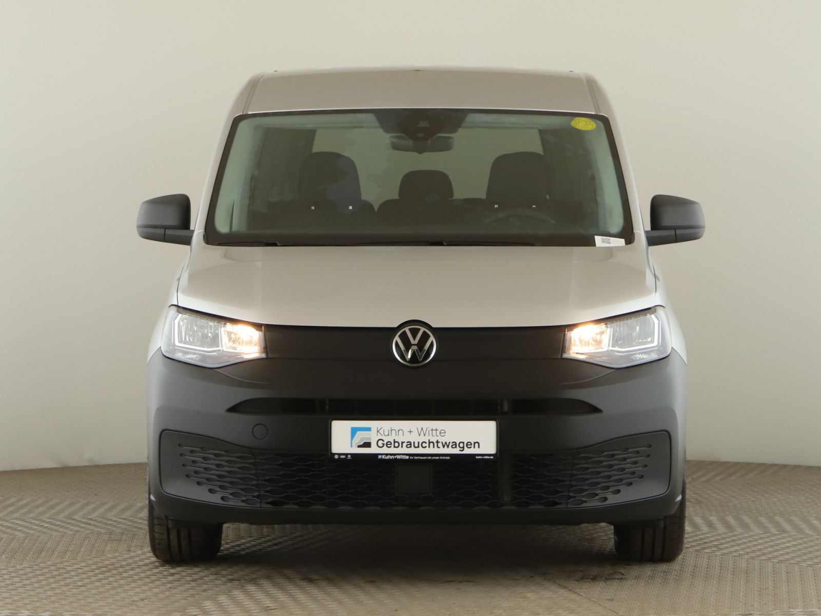 Volkswagen Caddy 2023 г. Серебристый, пробег 34150 км