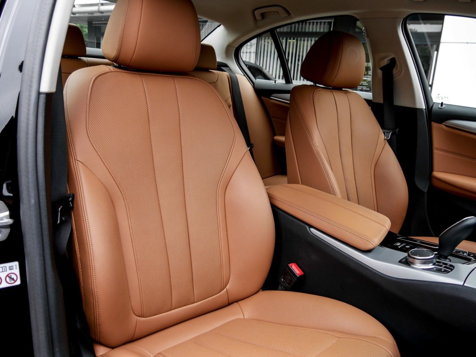BMW 530 2023 г. Чёрный, пробег 58077 км