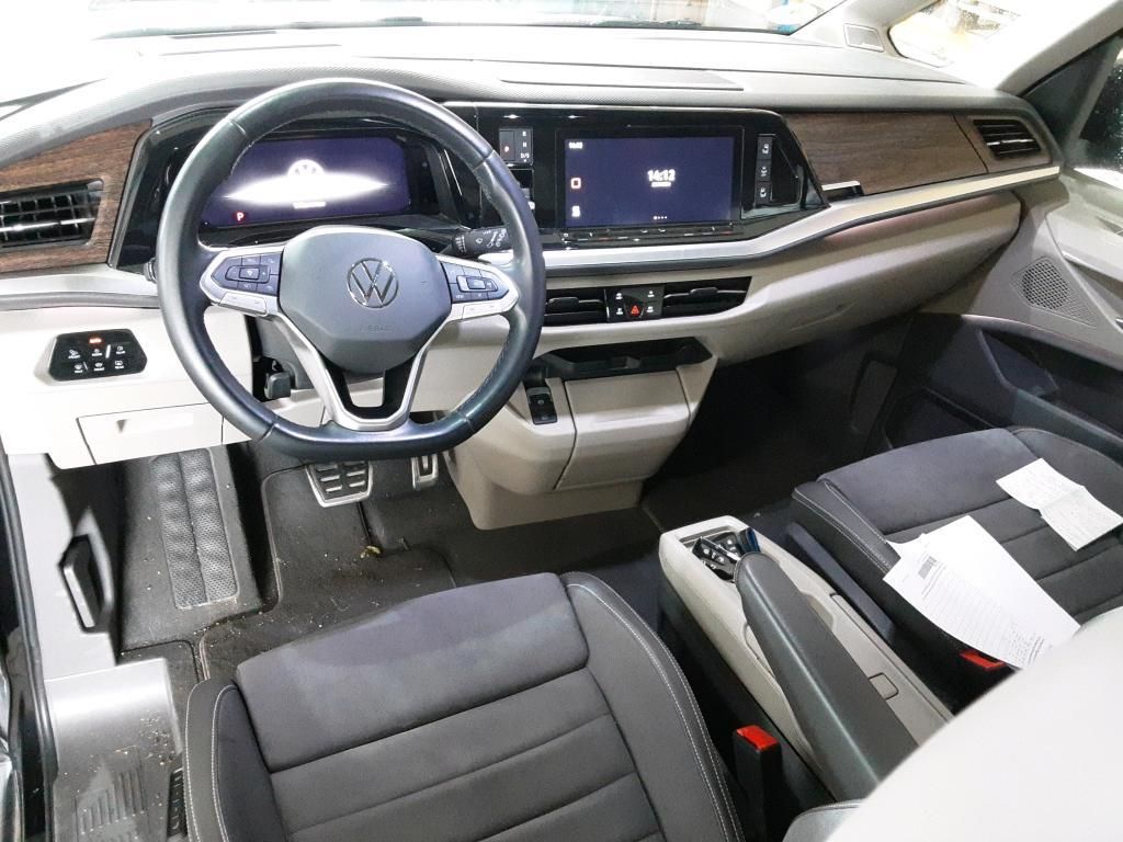 Volkswagen T7 MULTIVAN 2023 г. Чёрный, пробег 51007 км