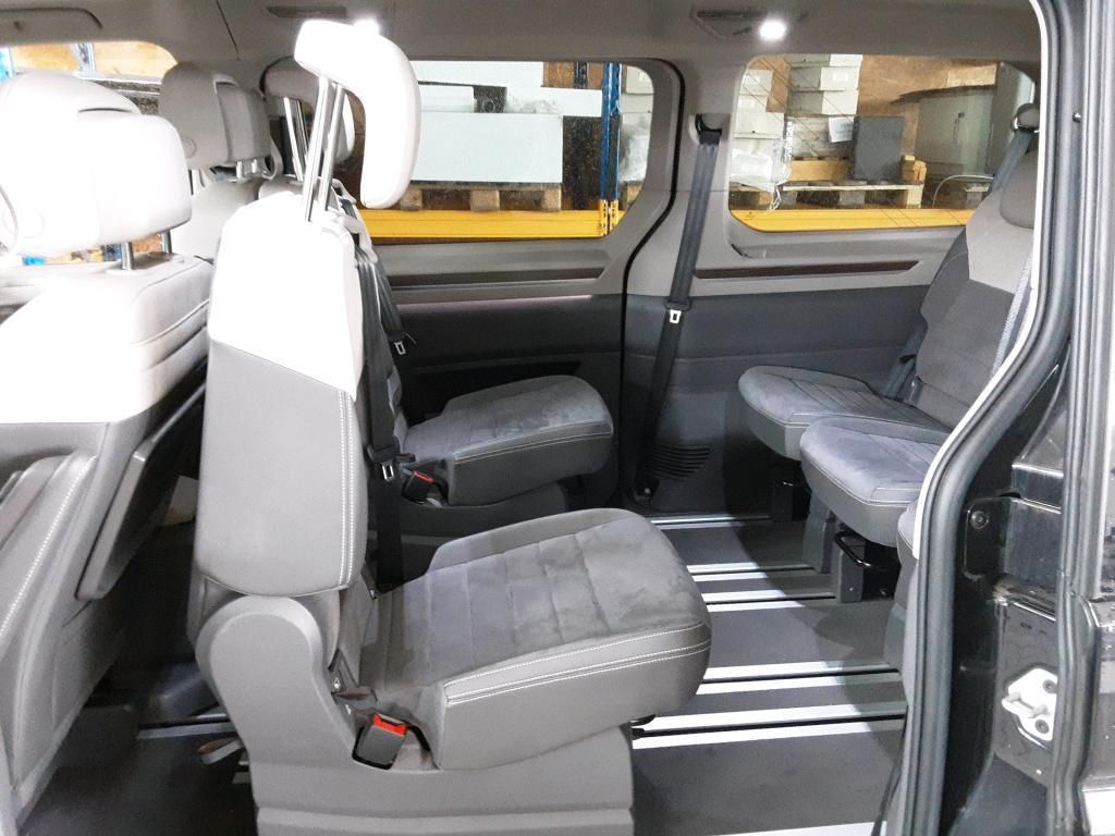 Volkswagen T7 MULTIVAN 2023 г. Чёрный, пробег 51007 км