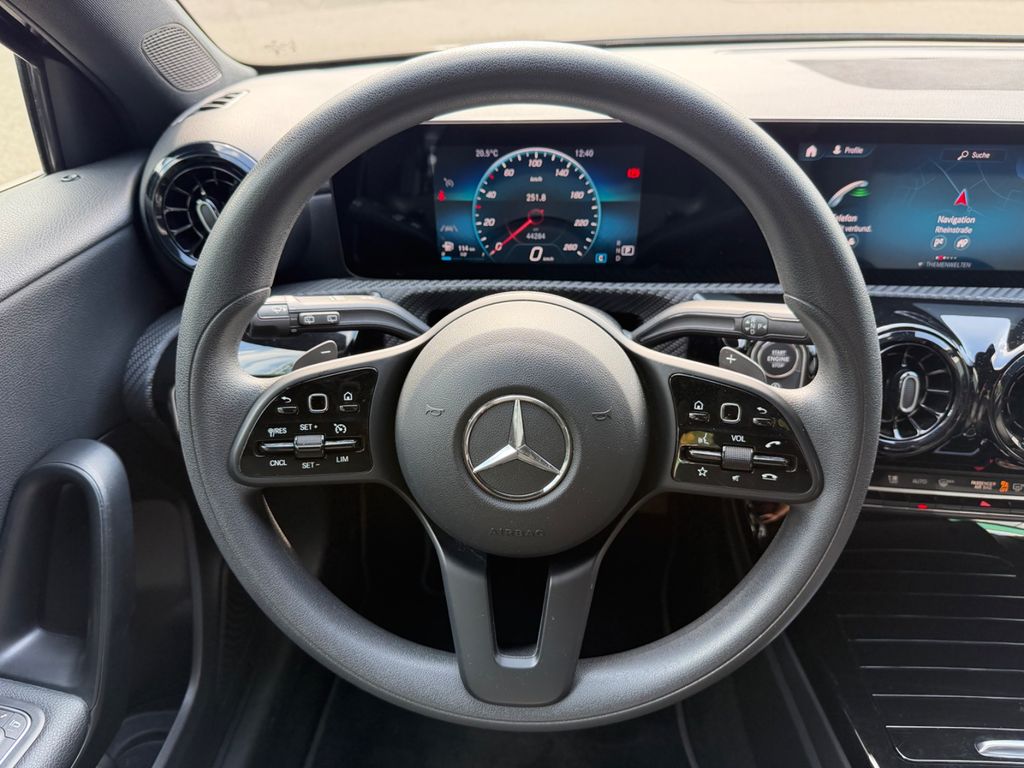 Mercedes-Benz A 180 2021 г. Чёрный, пробег 44031 км