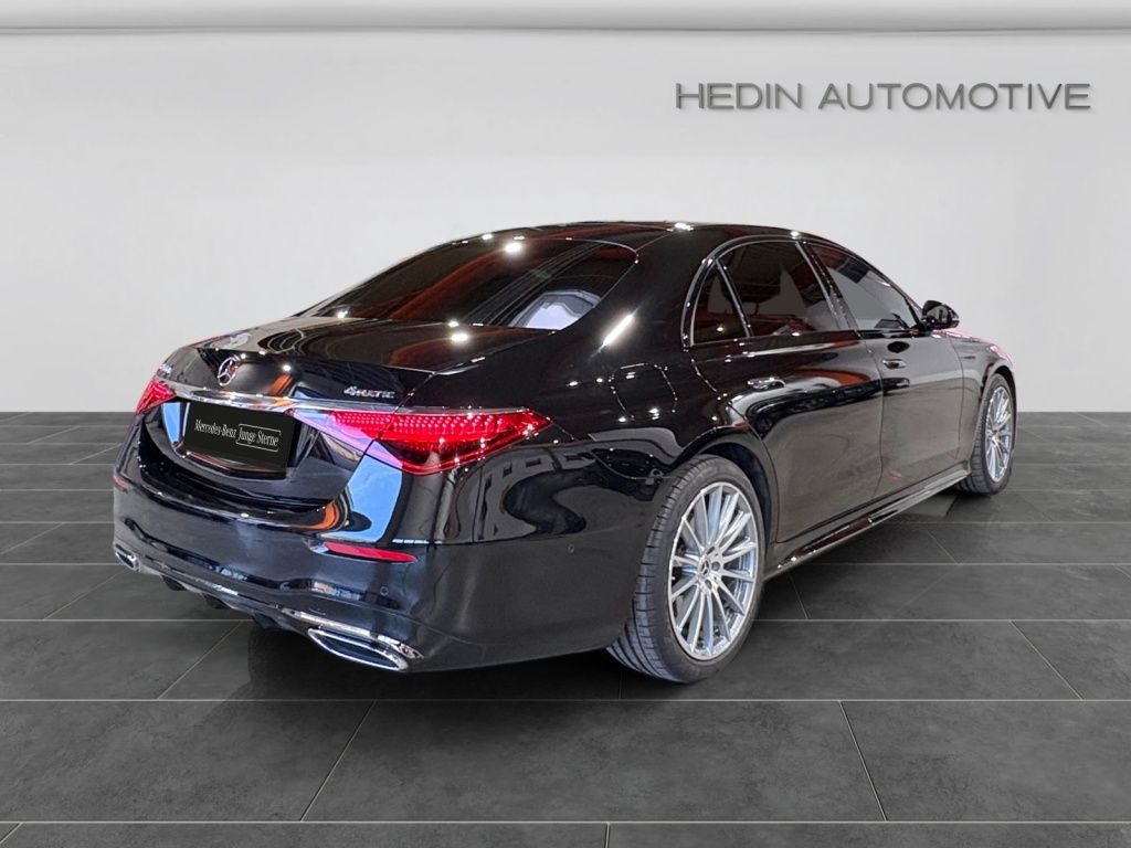Mercedes-Benz S 400 2023 г. Чёрный, пробег 59764 км