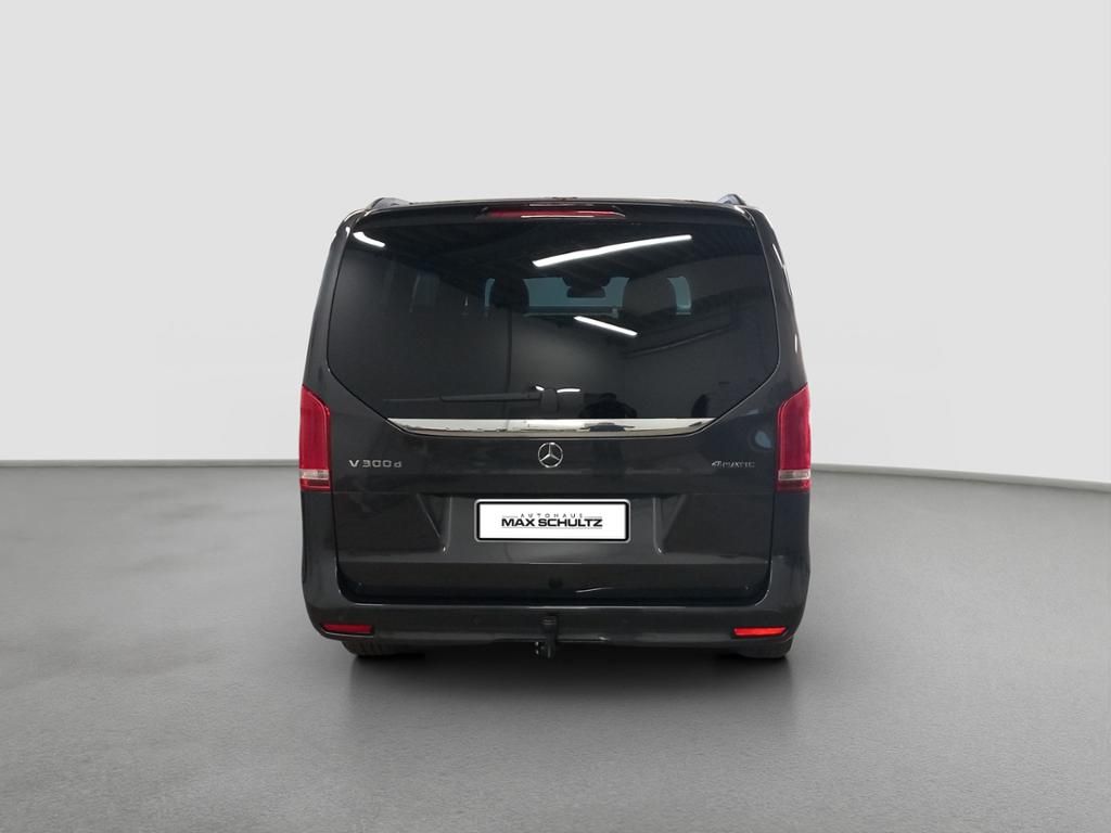 Mercedes-Benz V 300 2023 г. Серый, пробег 22280 км