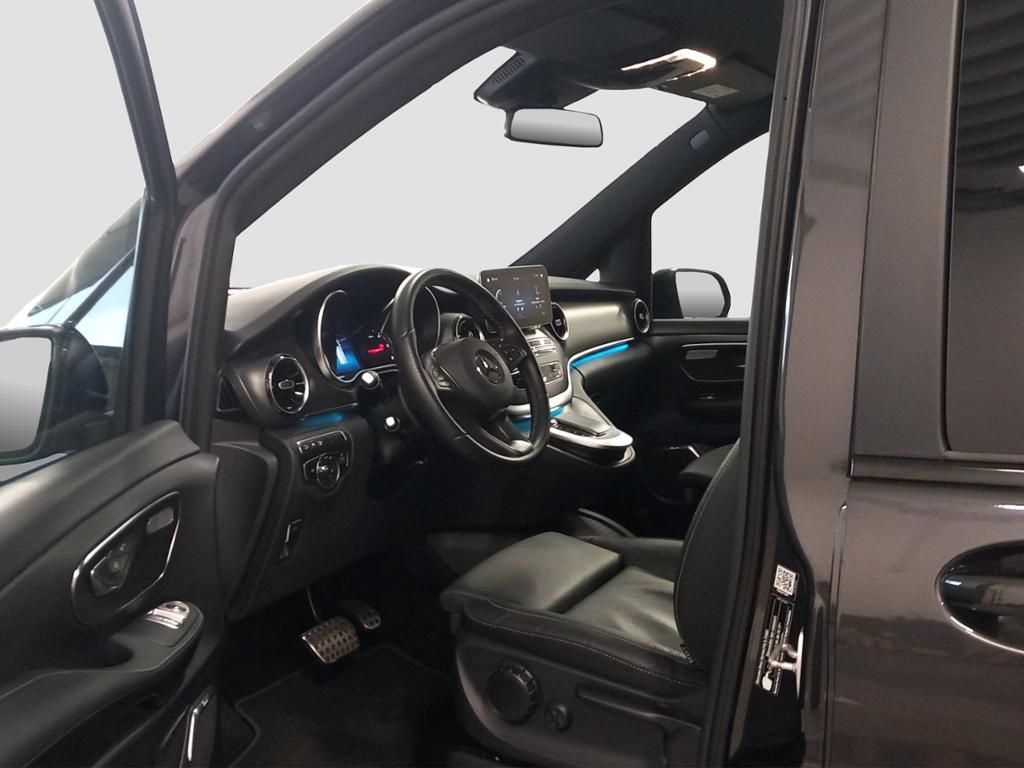 Mercedes-Benz V 300 2023 г. Серый, пробег 22280 км