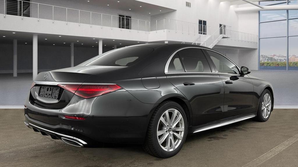 Mercedes-Benz S 350 2023 г. Серый, пробег 56776 км