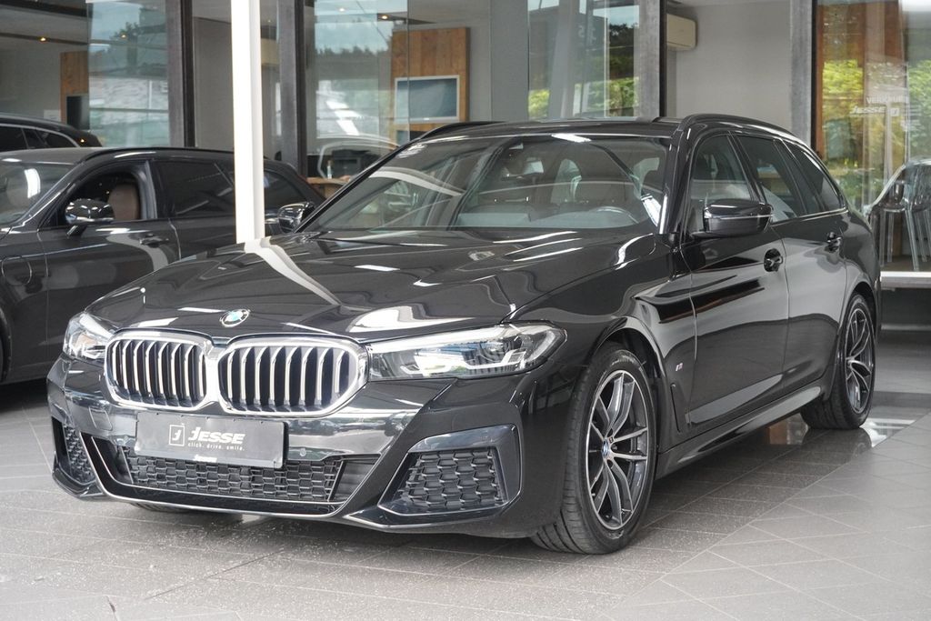 BMW 520 2023 г. Чёрный, пробег 60000 км