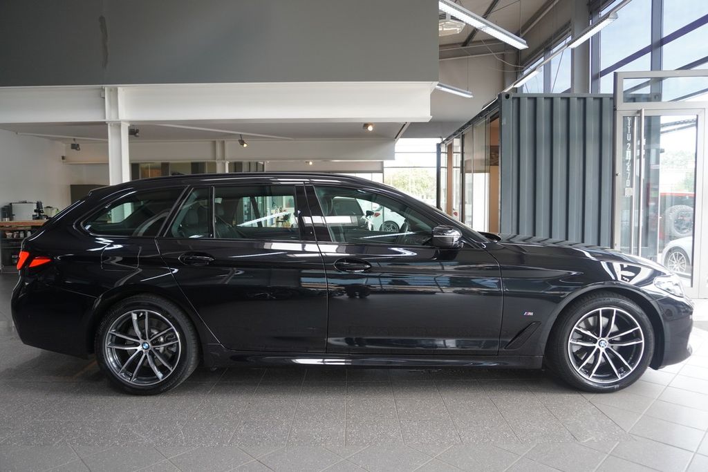 BMW 520 2023 г. Чёрный, пробег 60000 км