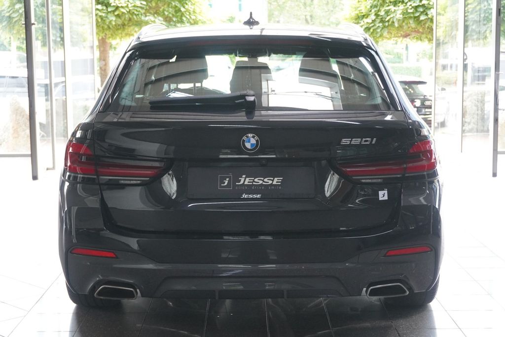 BMW 520 2023 г. Чёрный, пробег 60000 км