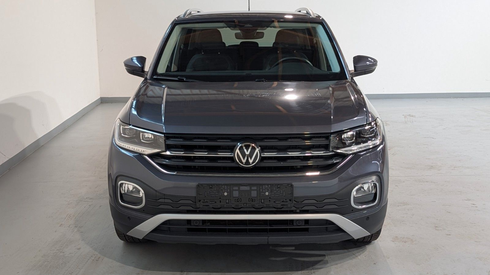 Volkswagen T-Cross 2021 г. Серый, пробег 30099 км