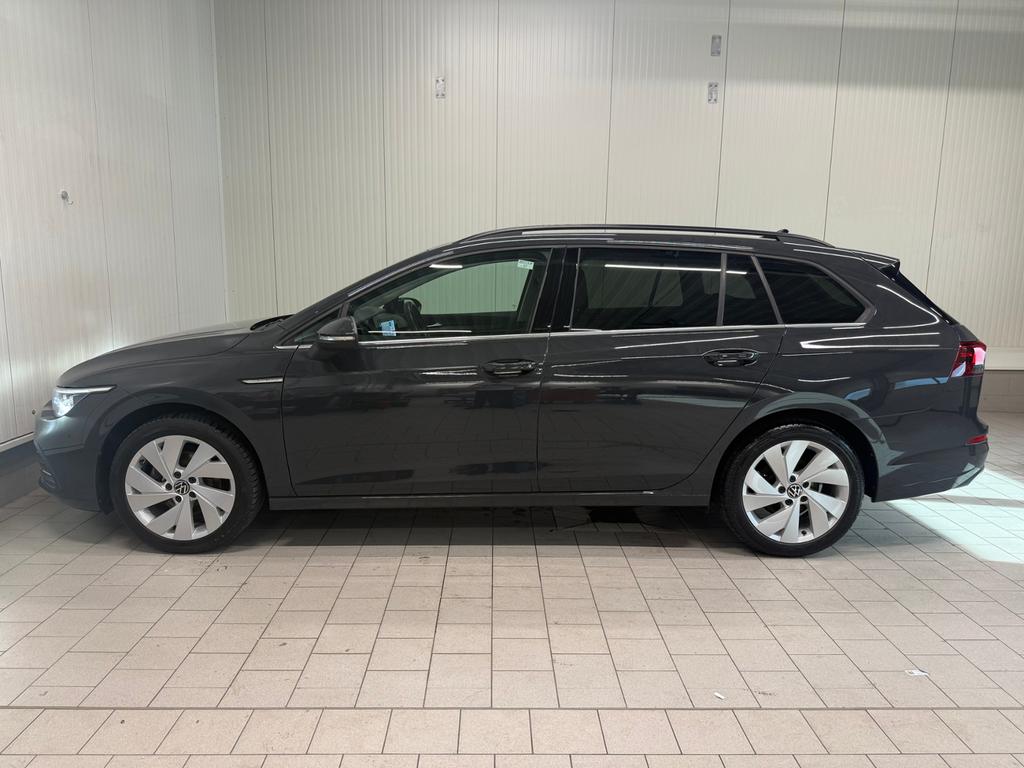 Volkswagen Golf 2023 г. Серый, пробег 54600 км