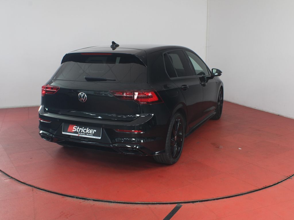 Volkswagen Golf 2024 г. Чёрный, пробег 37675 км
