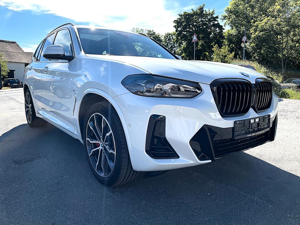 BMW X3 2023 г. Белый, пробег 33000 км