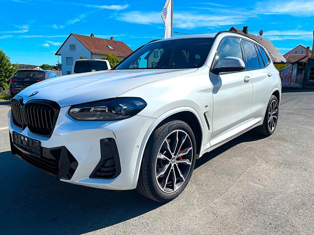 BMW X3 2023 г. Белый, пробег 33000 км