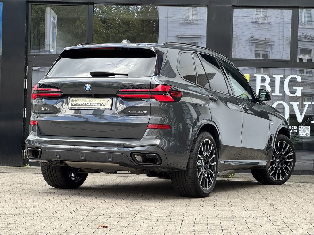 BMW X5 2025 г. Серый, пробег 21806 км