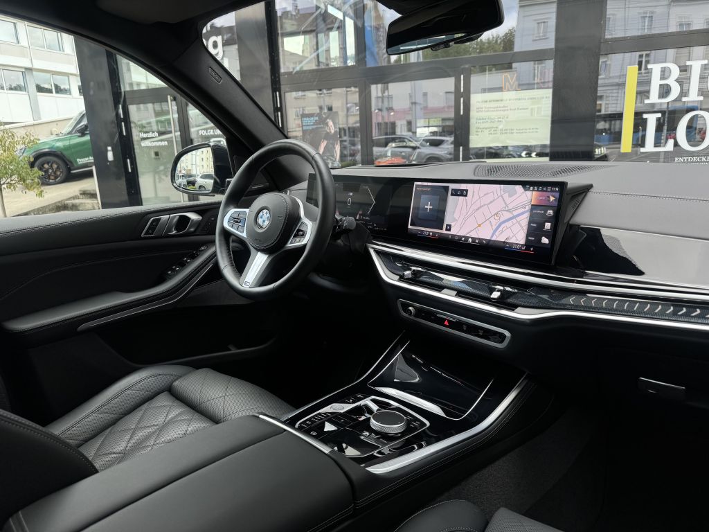 BMW X5 2025 г. Серый, пробег 21806 км