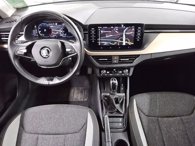 Skoda Kamiq 2023 г. Чёрный, пробег 57329 км
