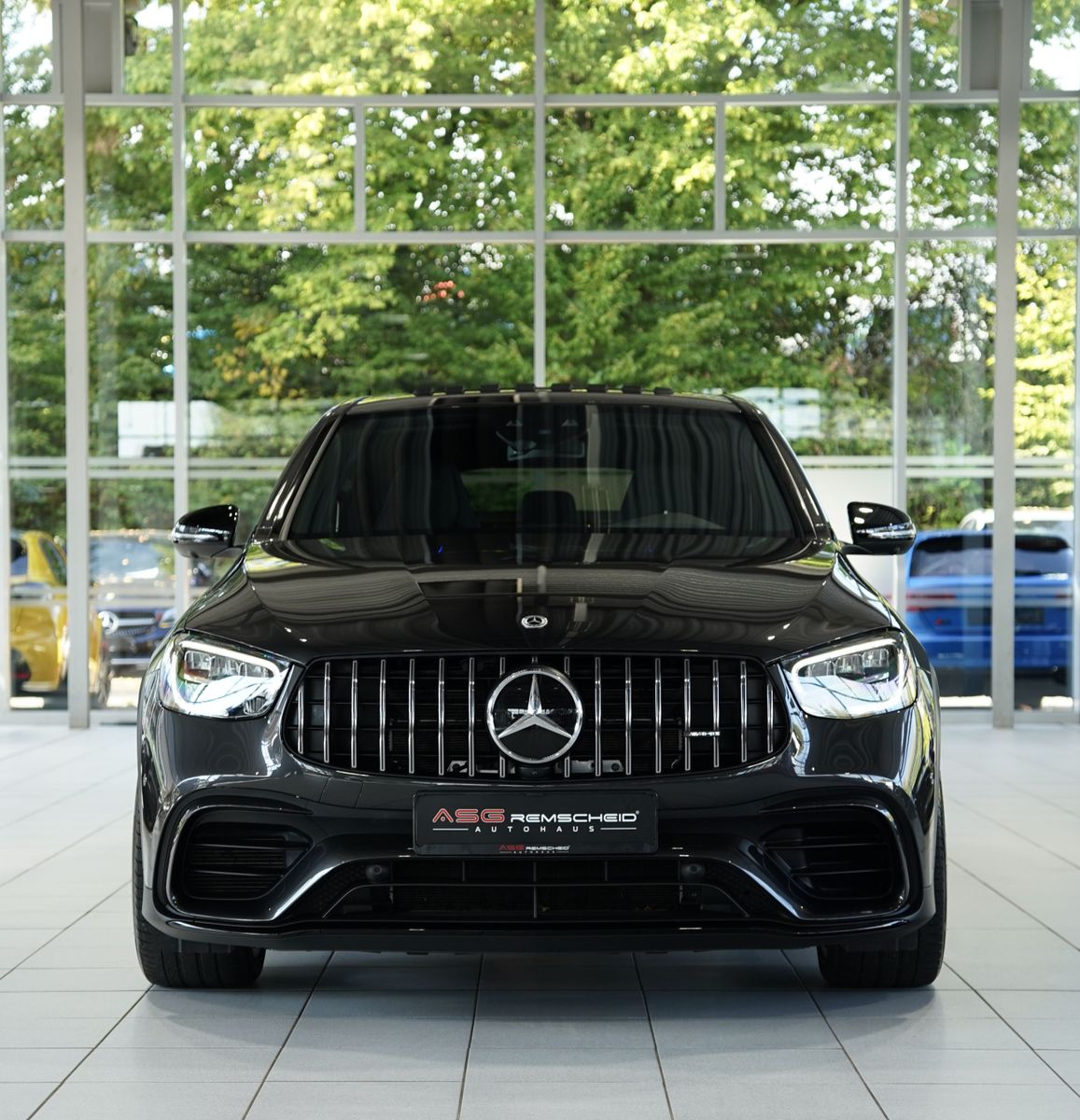 Mercedes-Benz GLC 63 AMG 2023 г. Серый, пробег 13000 км