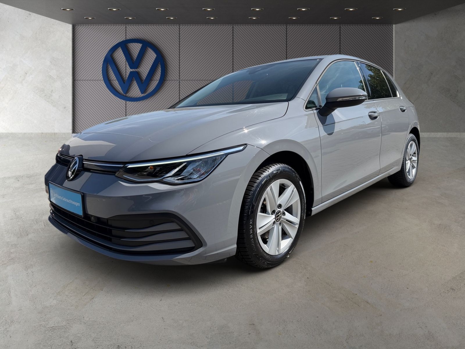 Volkswagen Golf 2022 г. Серый, пробег 56136 км