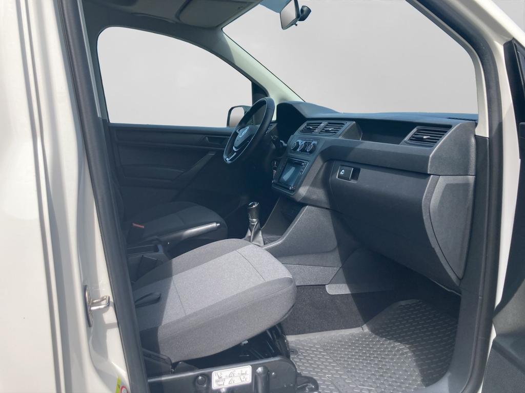 Volkswagen Caddy 2021 г. Белый, пробег 34845 км