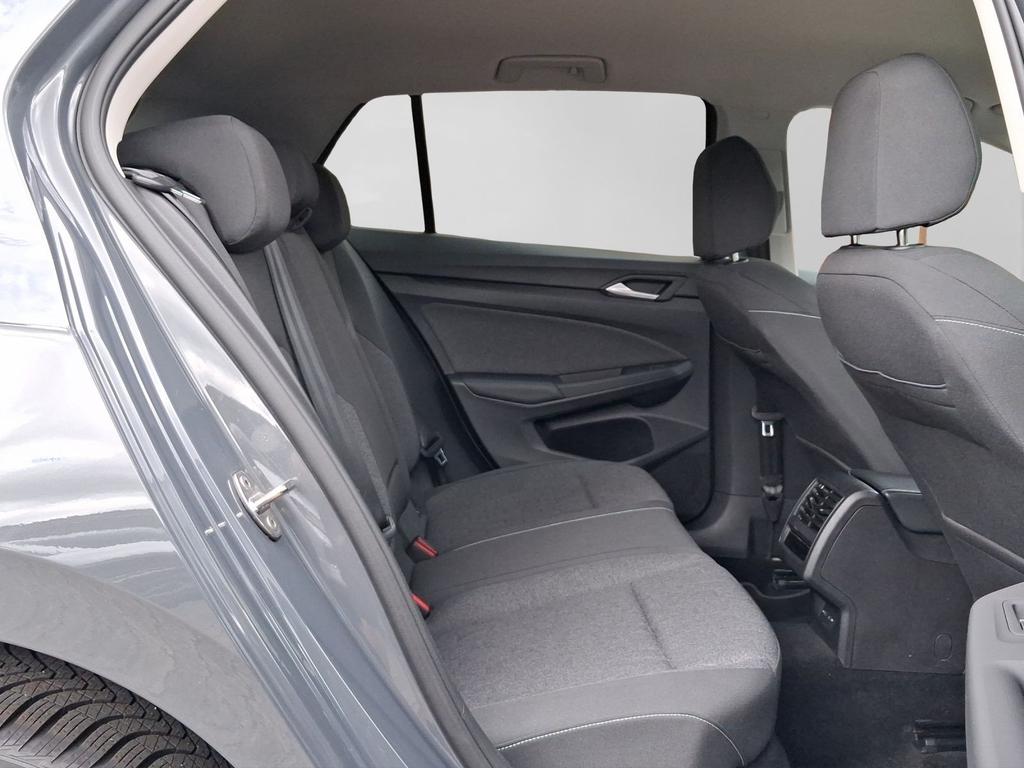 Volkswagen Golf 2023 г. Серый, пробег 51298 км
