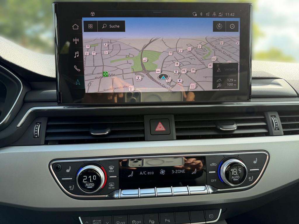 Audi A4 2023 г. Чёрный, пробег 31756 км