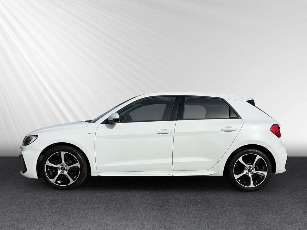 Audi A1 2023 г. Белый, пробег 40709 км