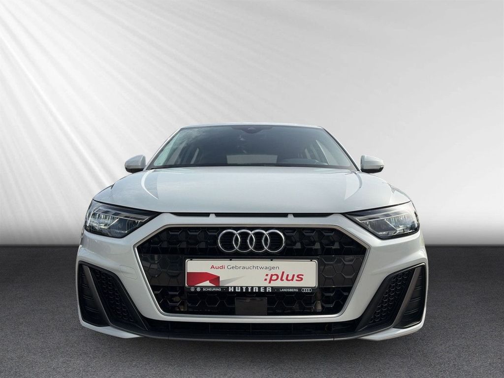 Audi A1 2023 г. Белый, пробег 40709 км