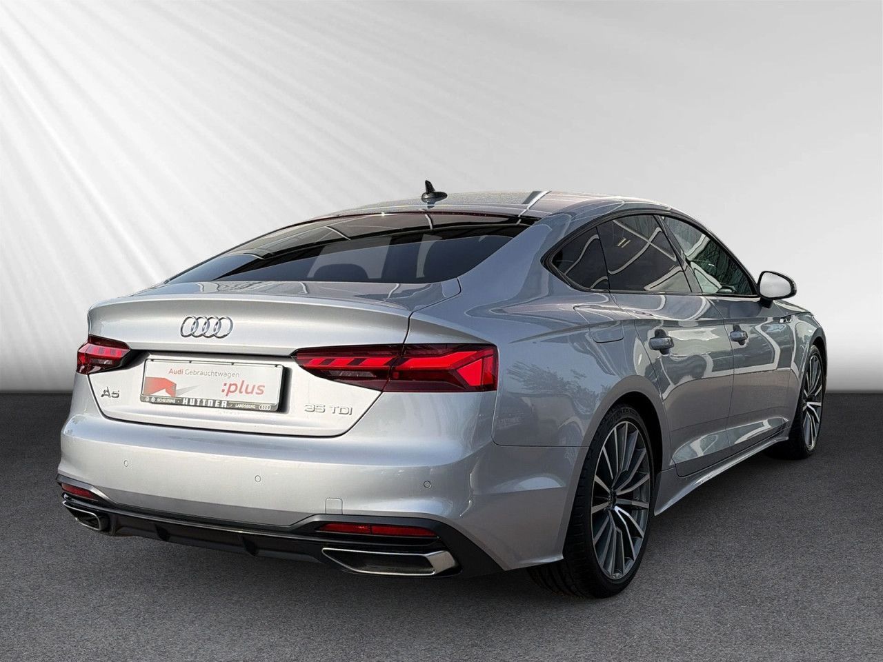 Audi A5 2022 г. Серебристый, пробег 31880 км
