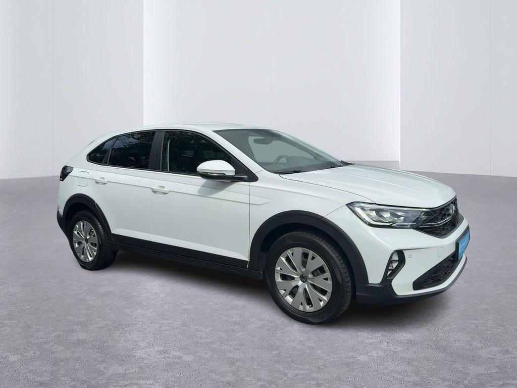 Volkswagen Taigo 2022 г. Белый, пробег 53994 км