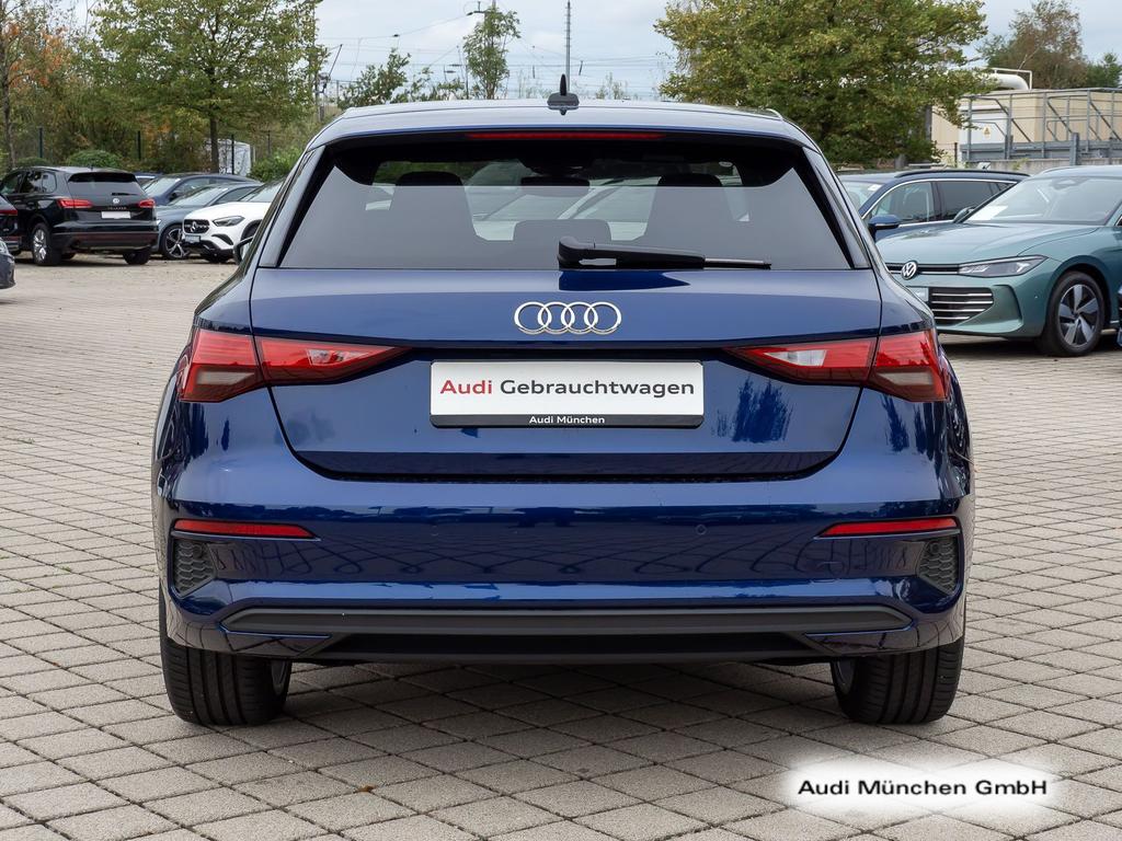 Audi A3 2024 г. Синий, пробег 28066 км