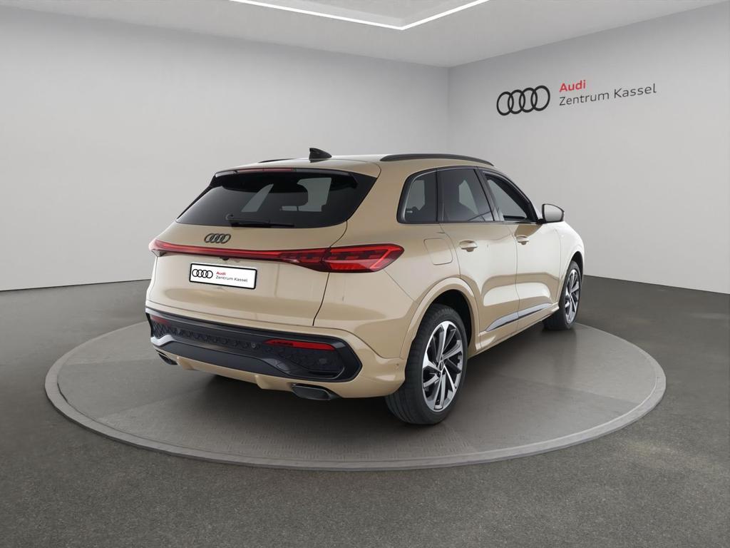 Audi Q5 2025 г. Золотистый, пробег 9037 км