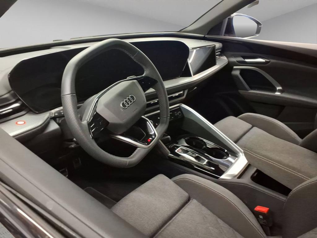 Audi Q5 2025 г. Золотистый, пробег 9037 км