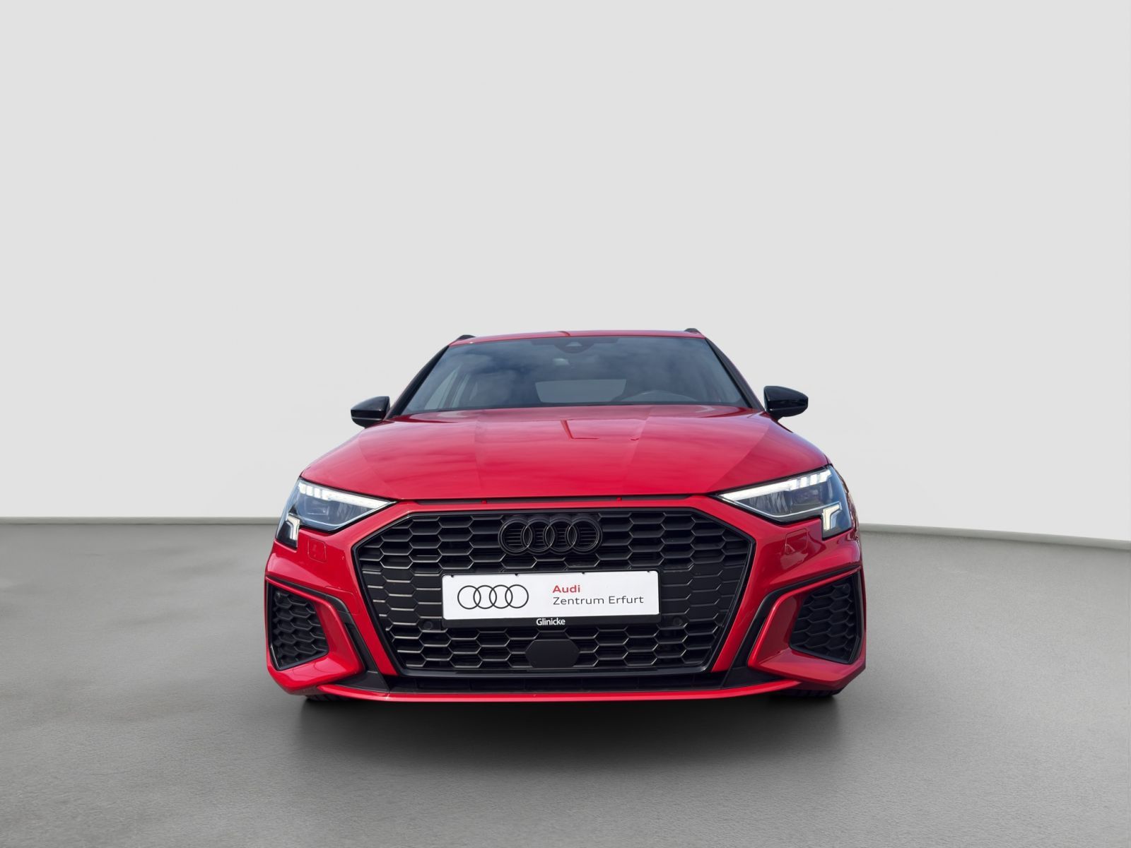 Audi A3 2022 г. Красный, пробег 47600 км