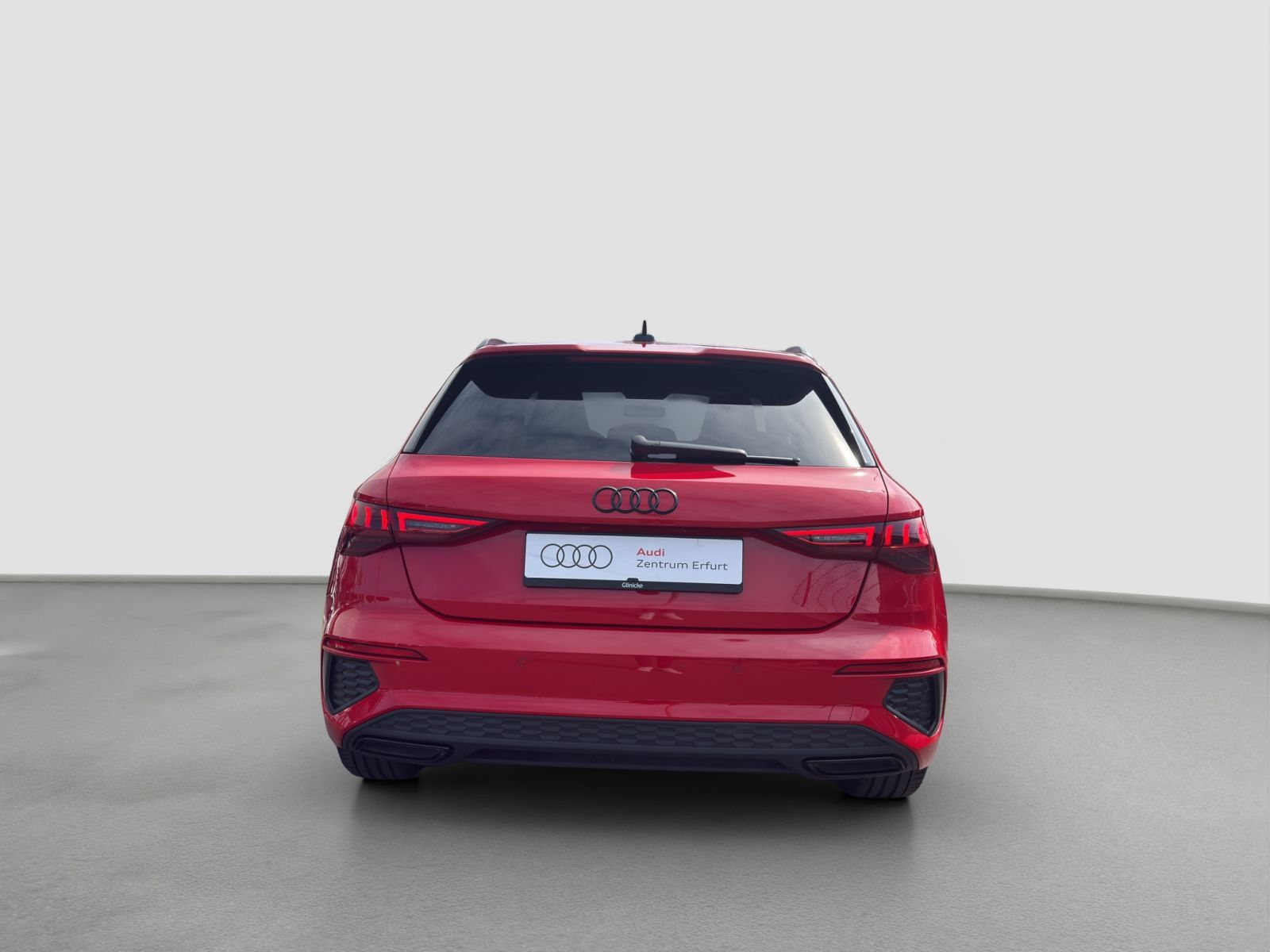 Audi A3 2022 г. Красный, пробег 47600 км