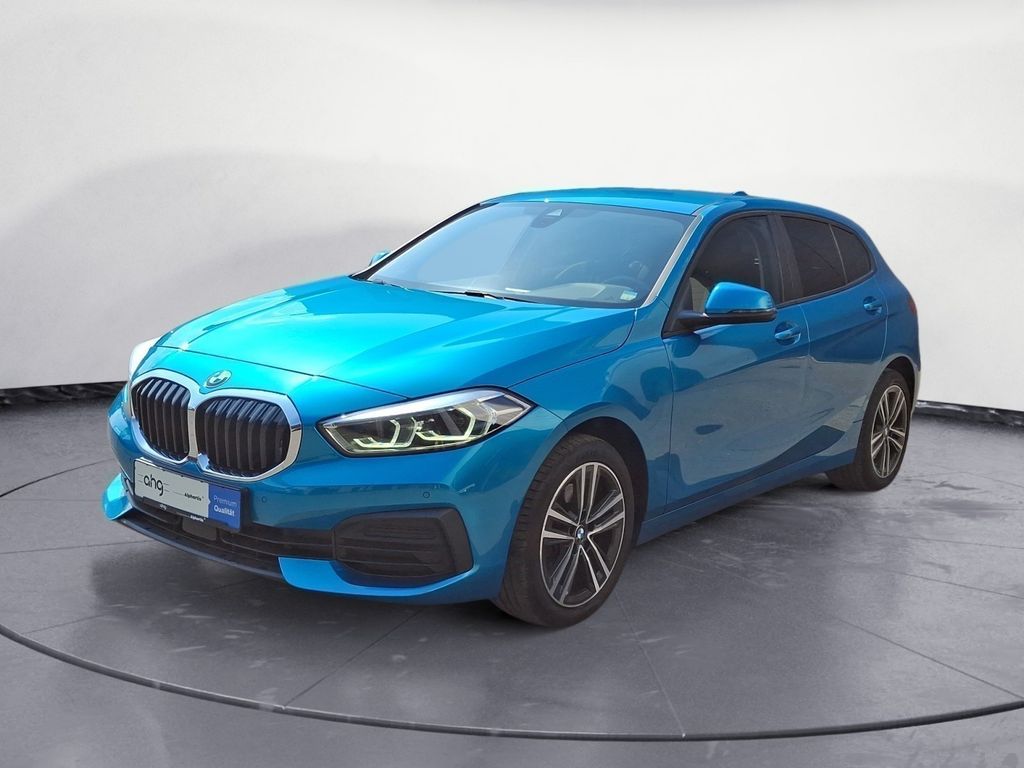 BMW 118 2022 г. Синий, пробег 43289 км