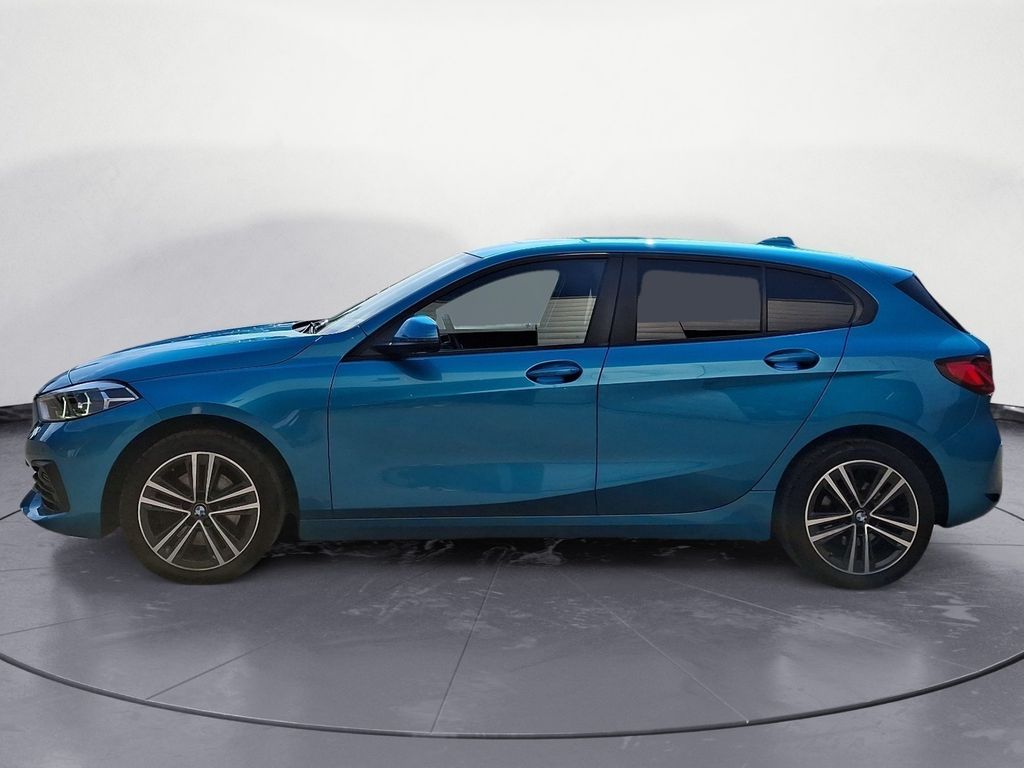 BMW 118 2022 г. Синий, пробег 43289 км