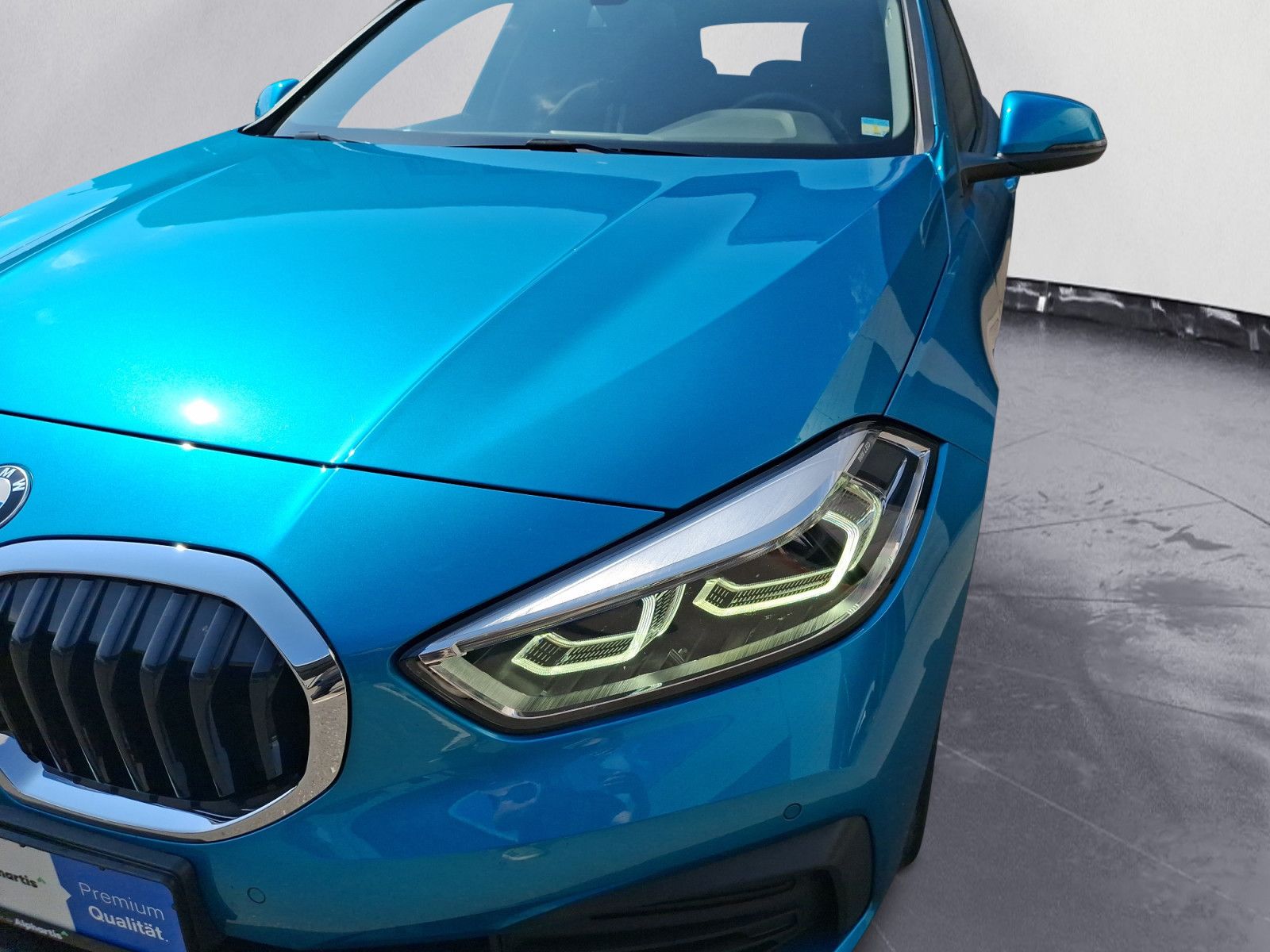 BMW 118 2022 г. Синий, пробег 43289 км