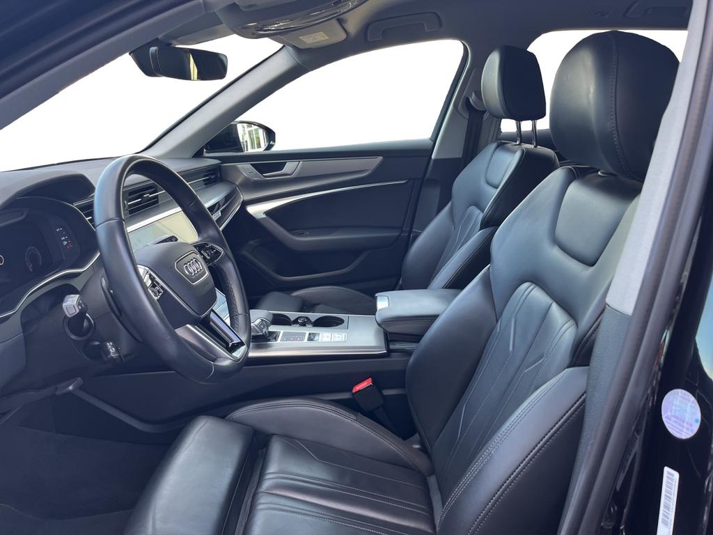 Audi A6 2022 г. Чёрный, пробег 54127 км