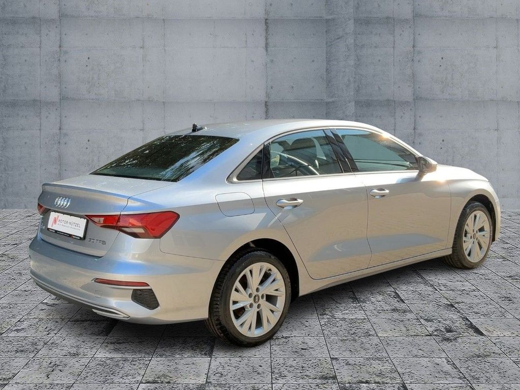 Audi A3 2022 г. Серебристый, пробег 46995 км