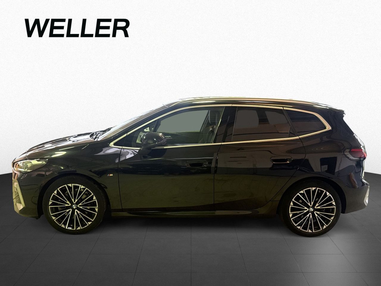 BMW 223 ACTIVE TOURER 2023 г. Чёрный, пробег 24980 км