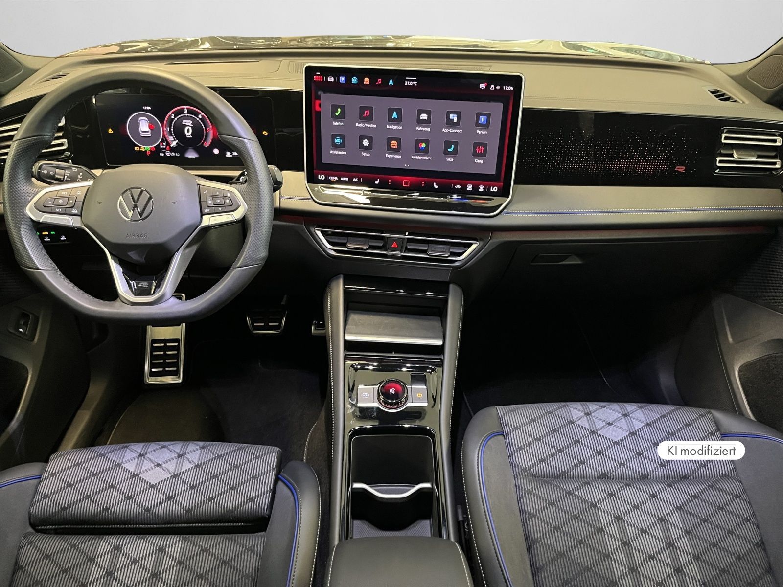 Volkswagen Tiguan 2026 г. Чёрный, пробег 28347 км