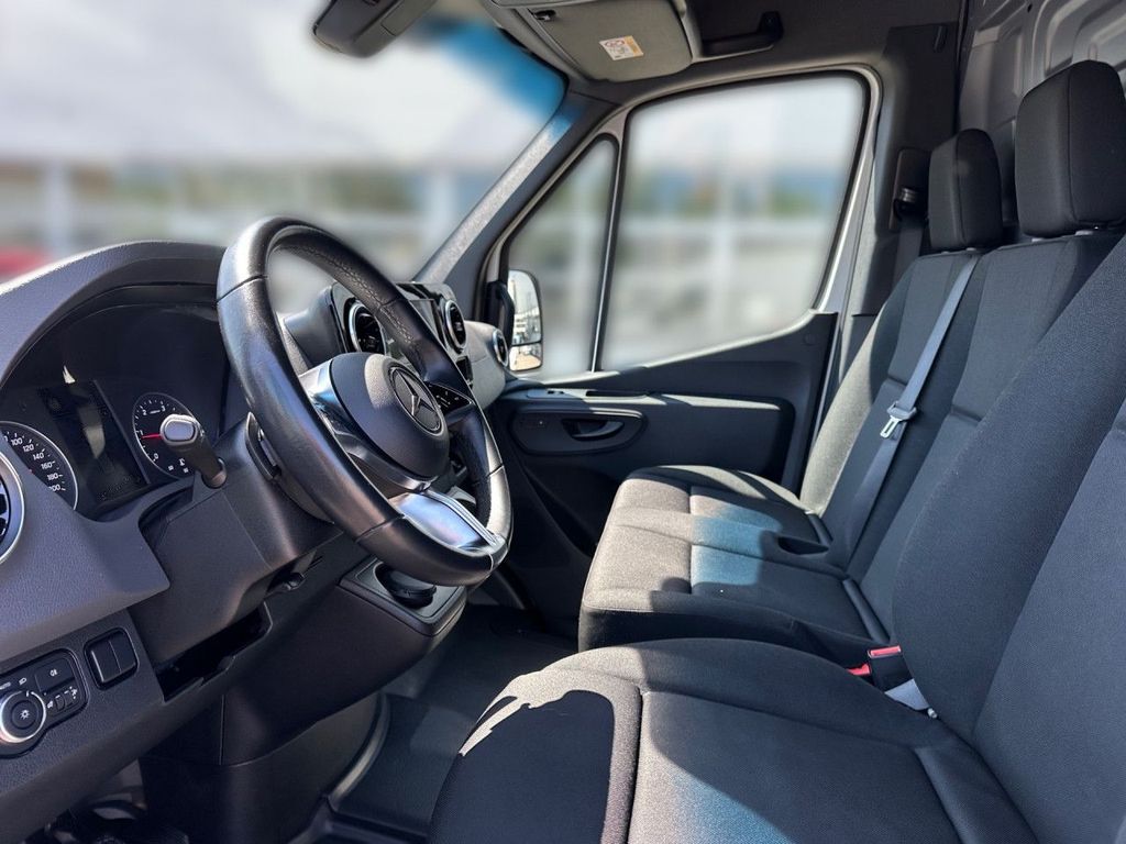 Mercedes-Benz SPRINTER 2026 г. Белый, пробег 52915 км
