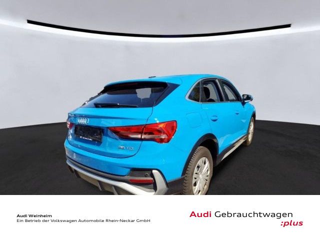 Audi Q3 2022 г. Синий, пробег 45822 км