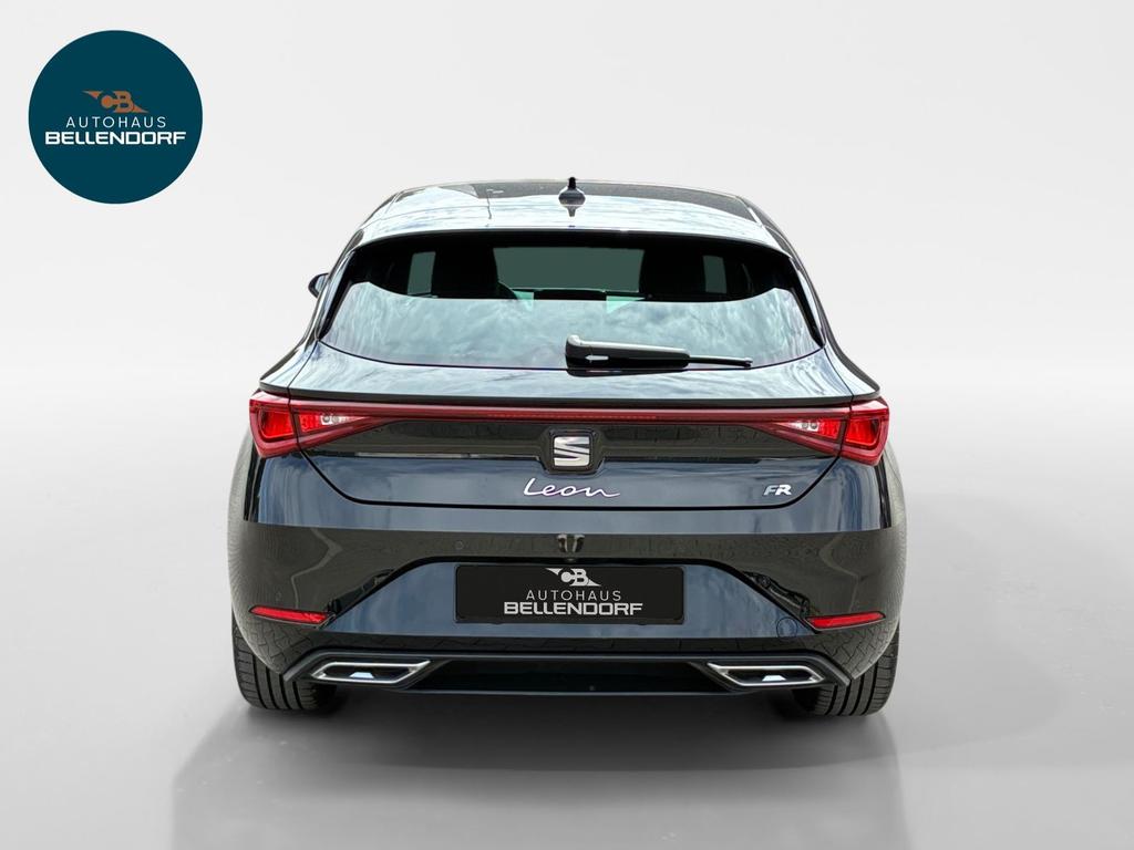 SEAT Leon 2022 г. Чёрный, пробег 59240 км