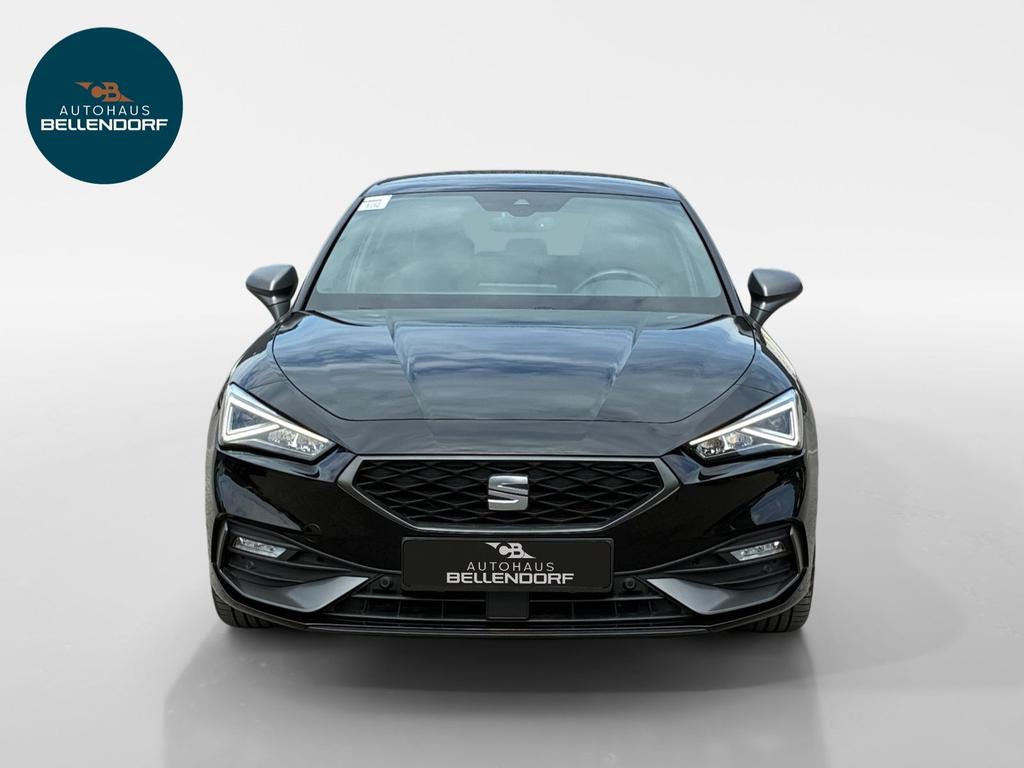 SEAT Leon 2022 г. Чёрный, пробег 59240 км
