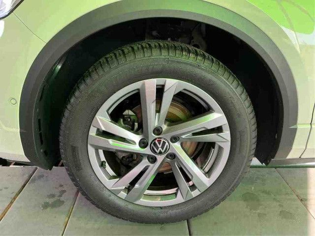 Volkswagen T-Roc 2023 г. Серый, пробег 33650 км