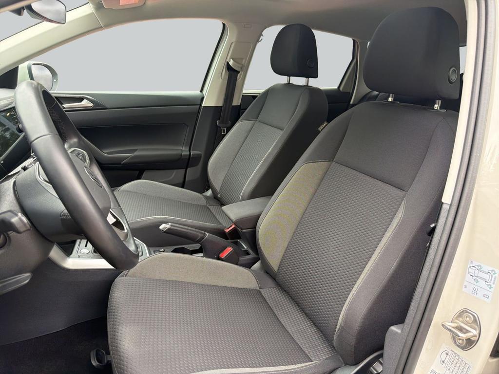 Volkswagen Taigo 2022 г. Серый, пробег 38096 км