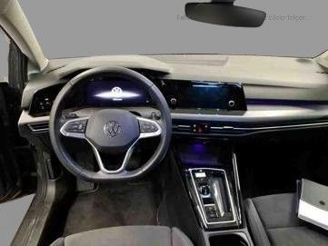 Volkswagen Golf 2024 г. Золотистый, пробег 27008 км